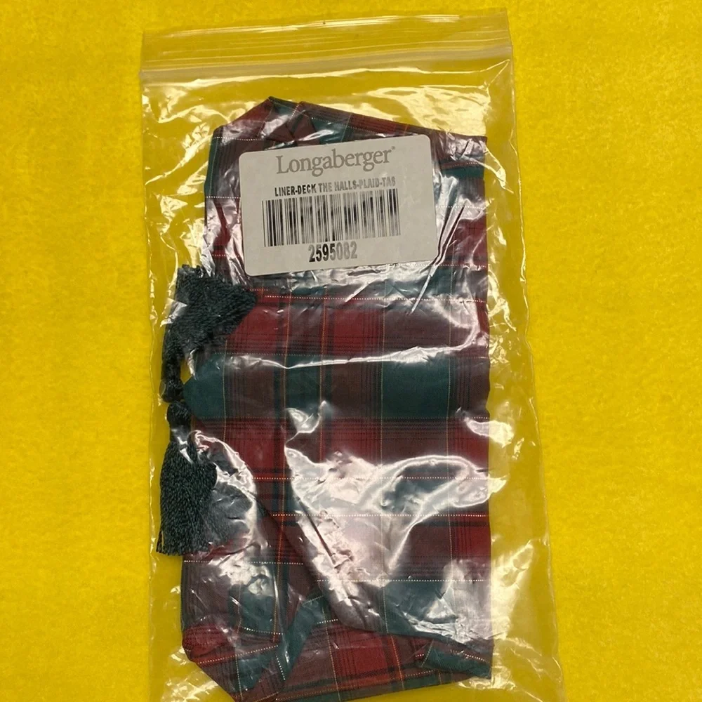 Longaberger fabric liner Deck the Halls. Plaid
